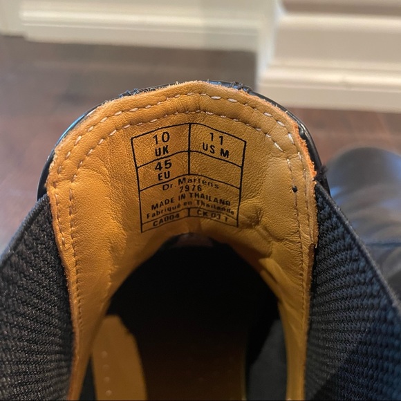 Dr. Martens Black 2976 Smooth Leather Chelsea Boots - Picture 7 of 8